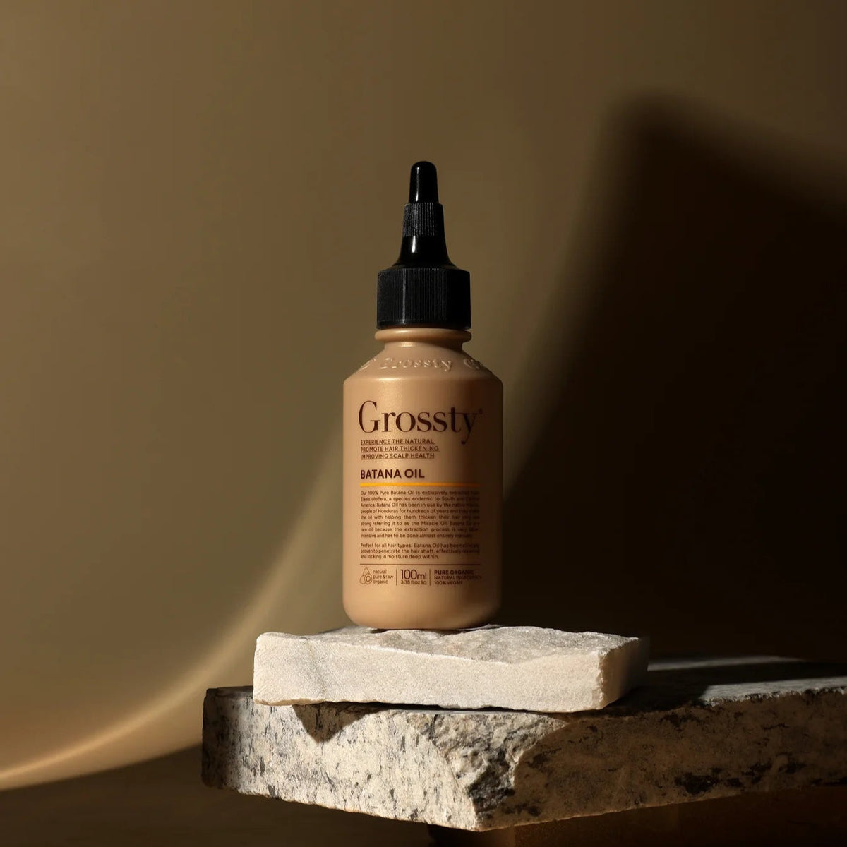 Dry hair - causes and daily care: a practical guide